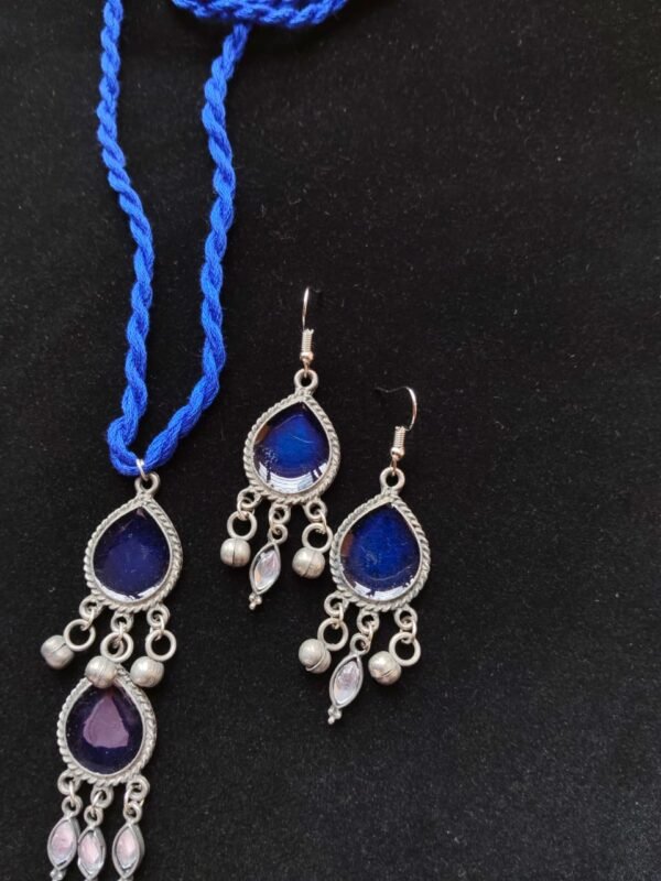 Royal Blue Teardrop Black polished Jewellery Set