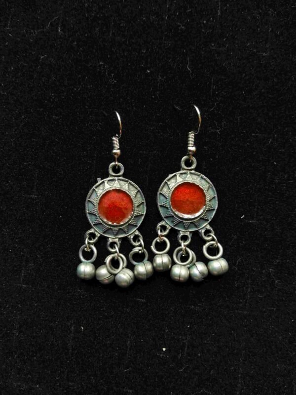 erd Sunburst Red Drop Earrings