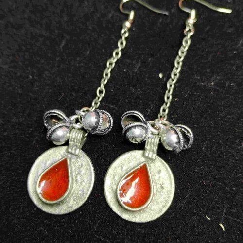 re Boho Teardrop Chain Earrings Red