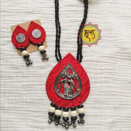 2026/08/156691.jpg The Bansuri Red Fabric Oxidized Necklace & Earring Set